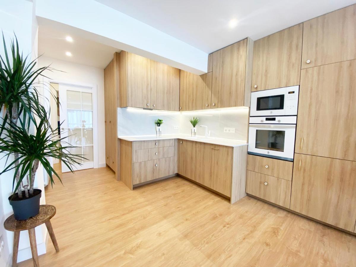 Miramar Luxurious Flat, 3 Double Rooms, Free Parking, Terrace, Completely New San Sebastián Dış mekan fotoğraf